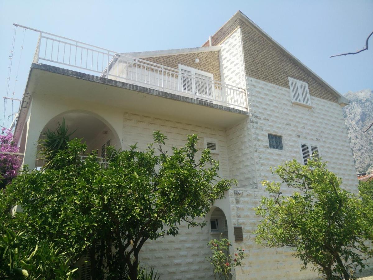Armstrong Apartments โอเรบิก ภายนอก รูปภาพ